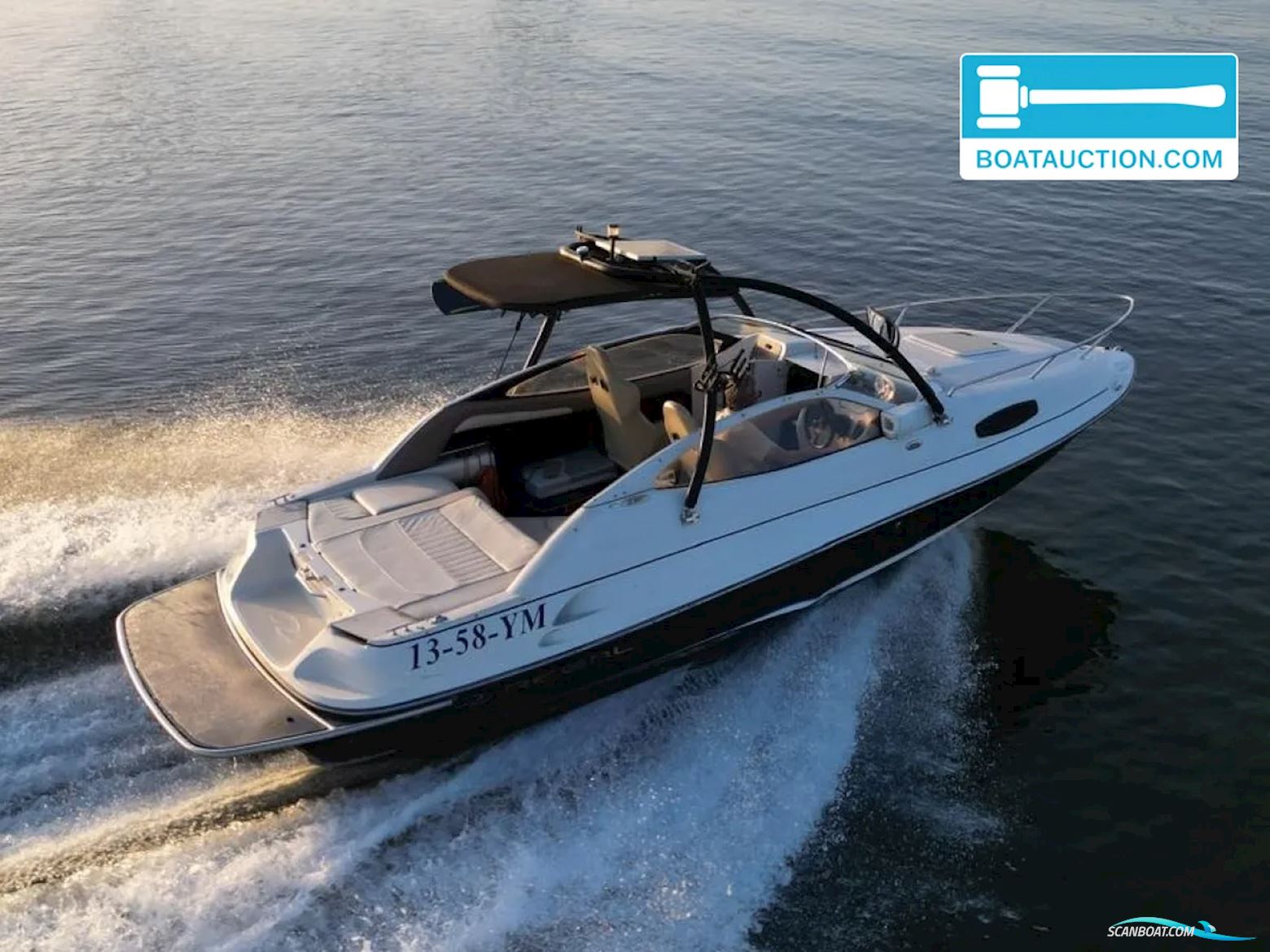 Regal 2150 Motorboten 1998, met Mercruiser motor, The Netherlands