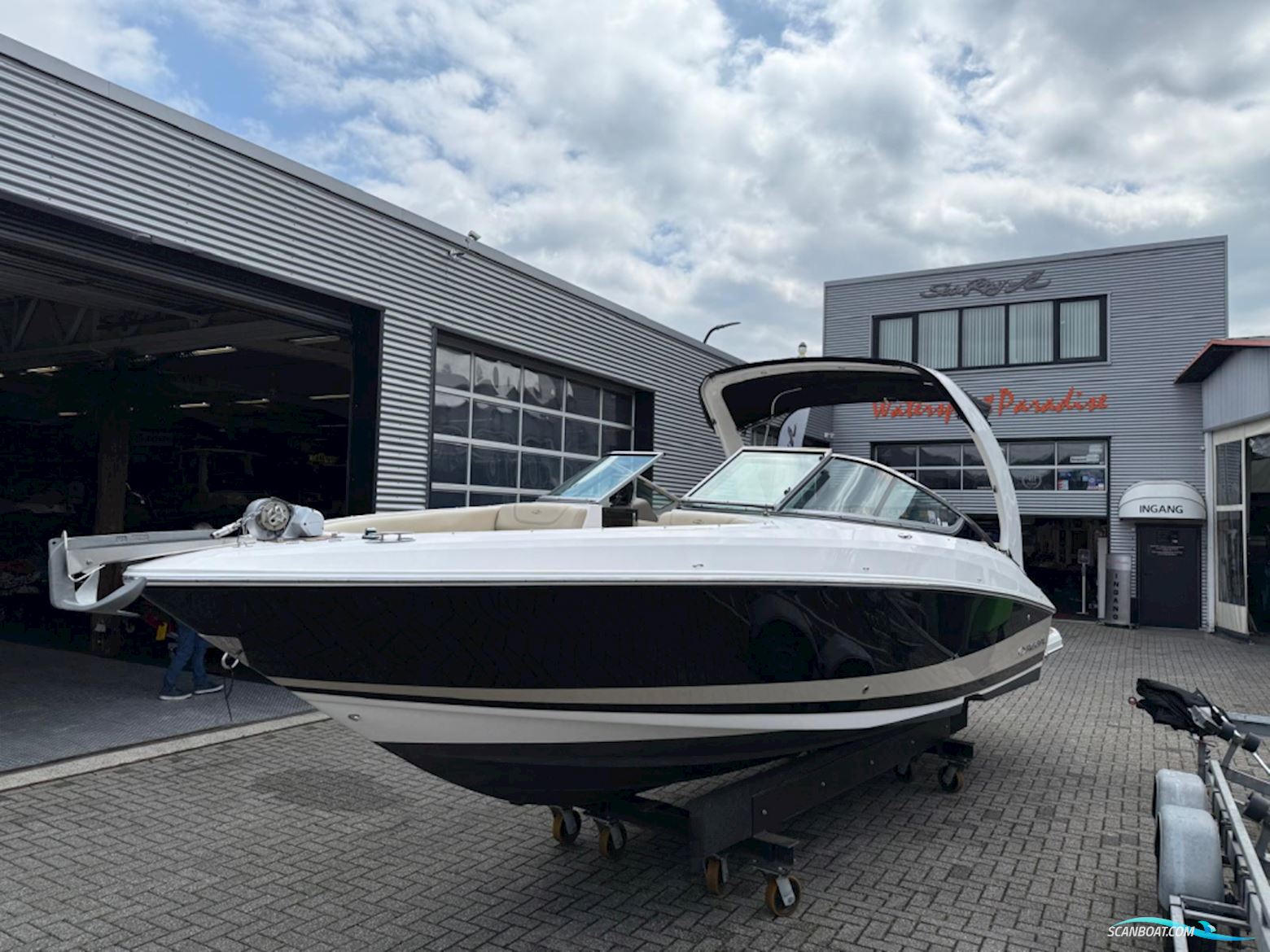 Regal 2500 Bowrider