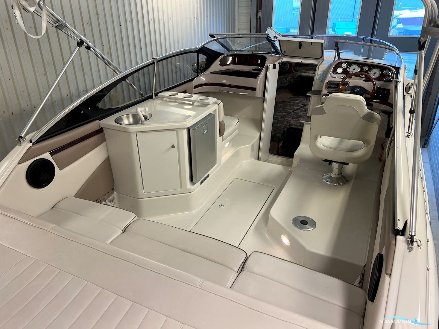 Regal 2550 Lsc