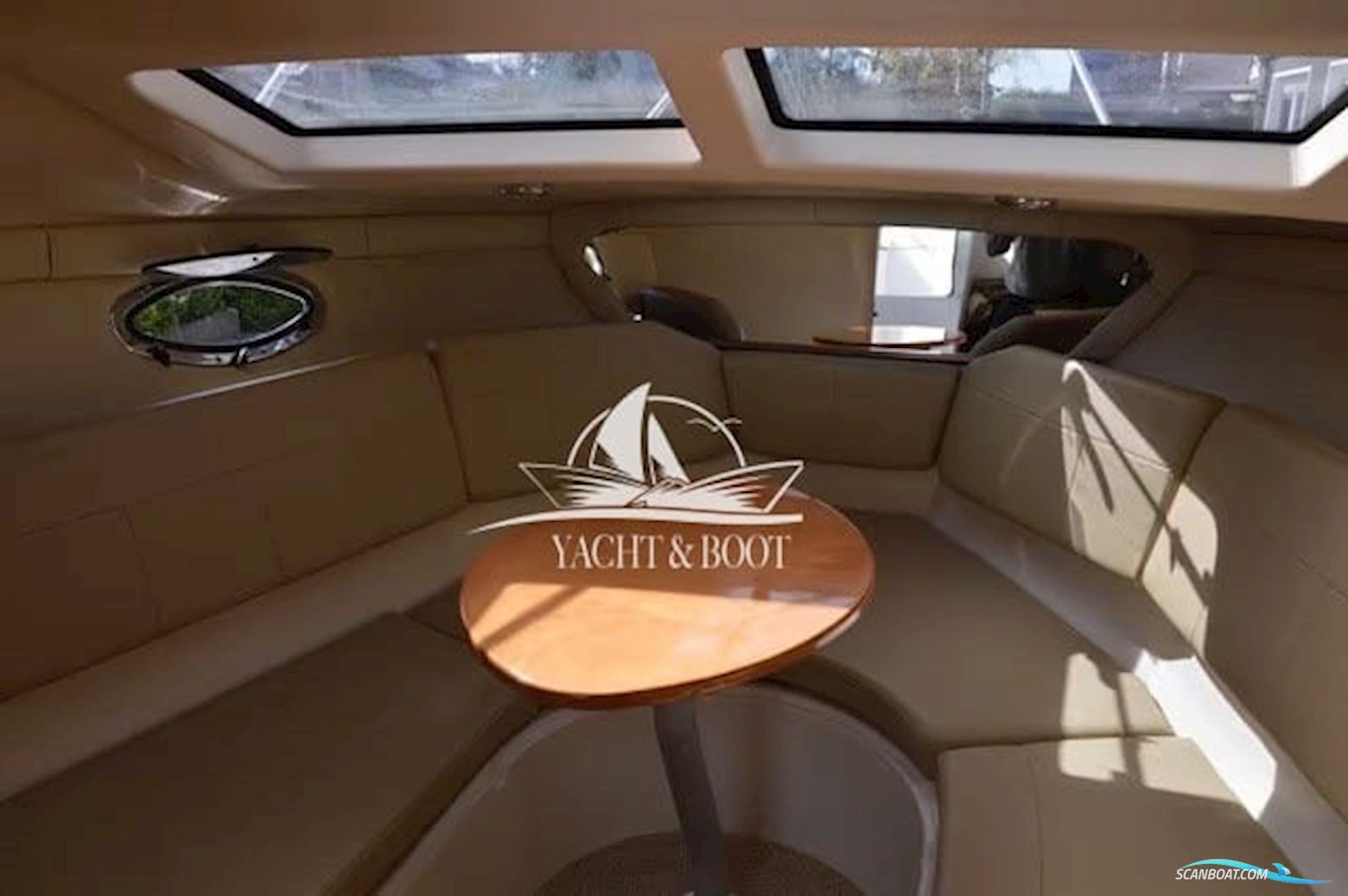 Regal 2565 Window Express