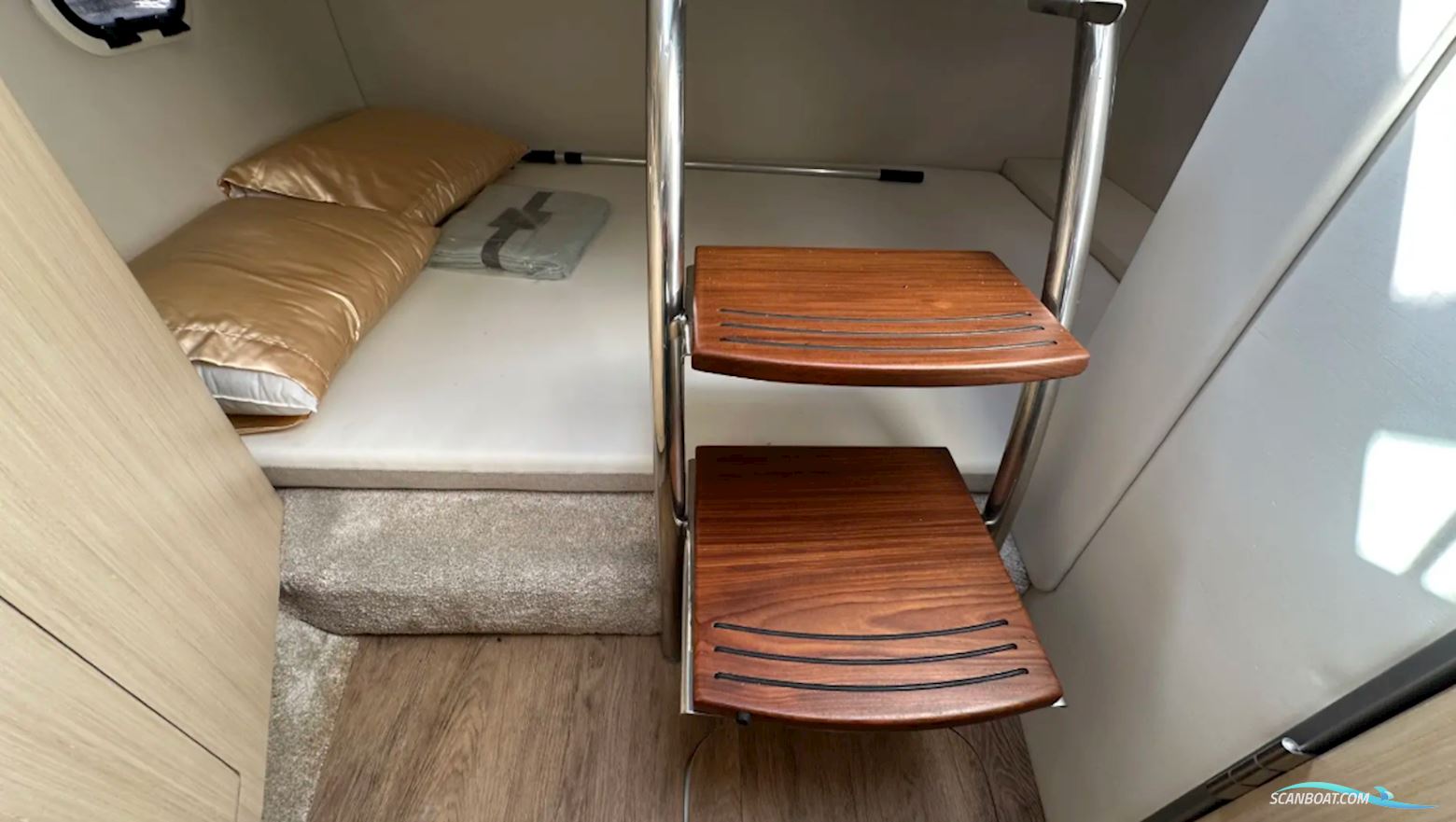 Regal 26 Express