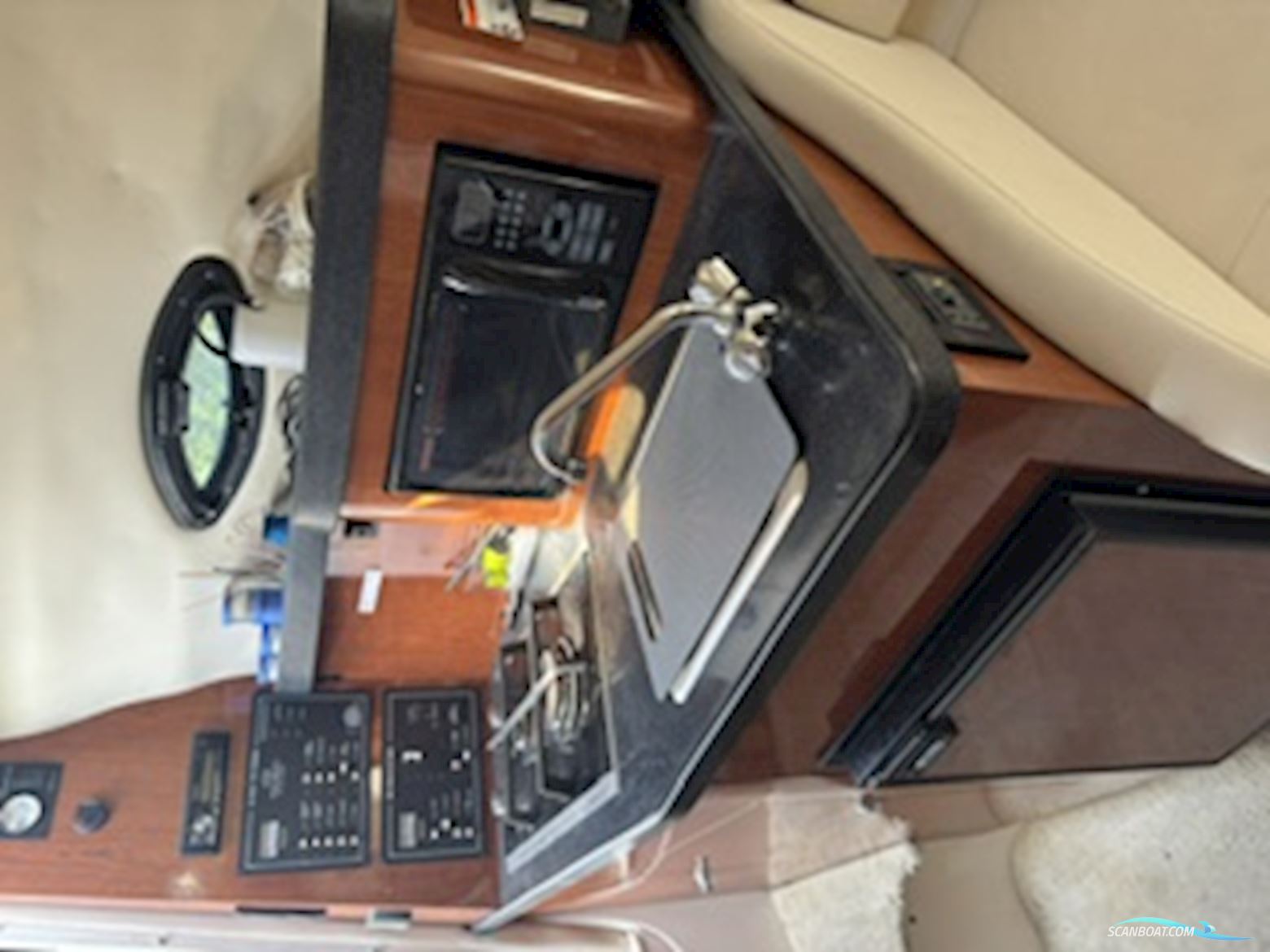Regal 2665