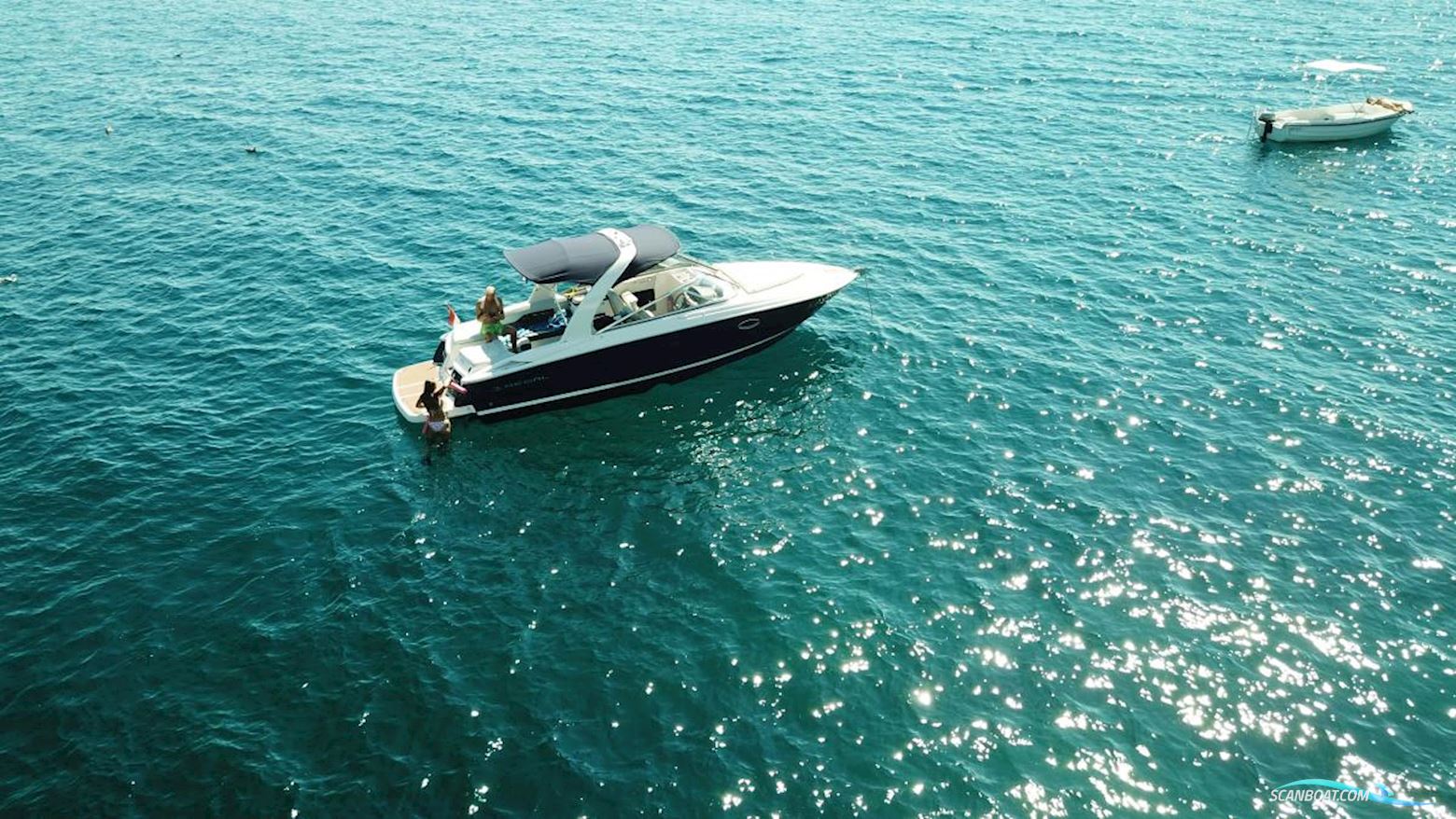 Regal 2750 Cuddy Cabin