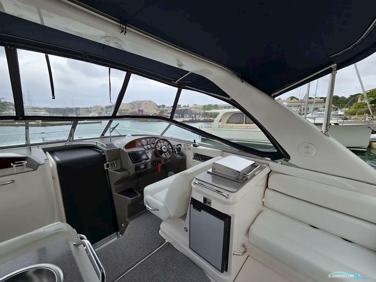 Regal 3360 Window Express