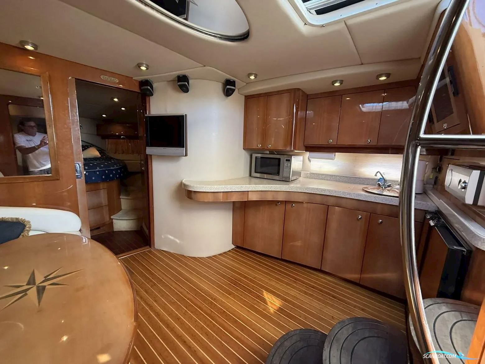 Regal 4460 Commodore