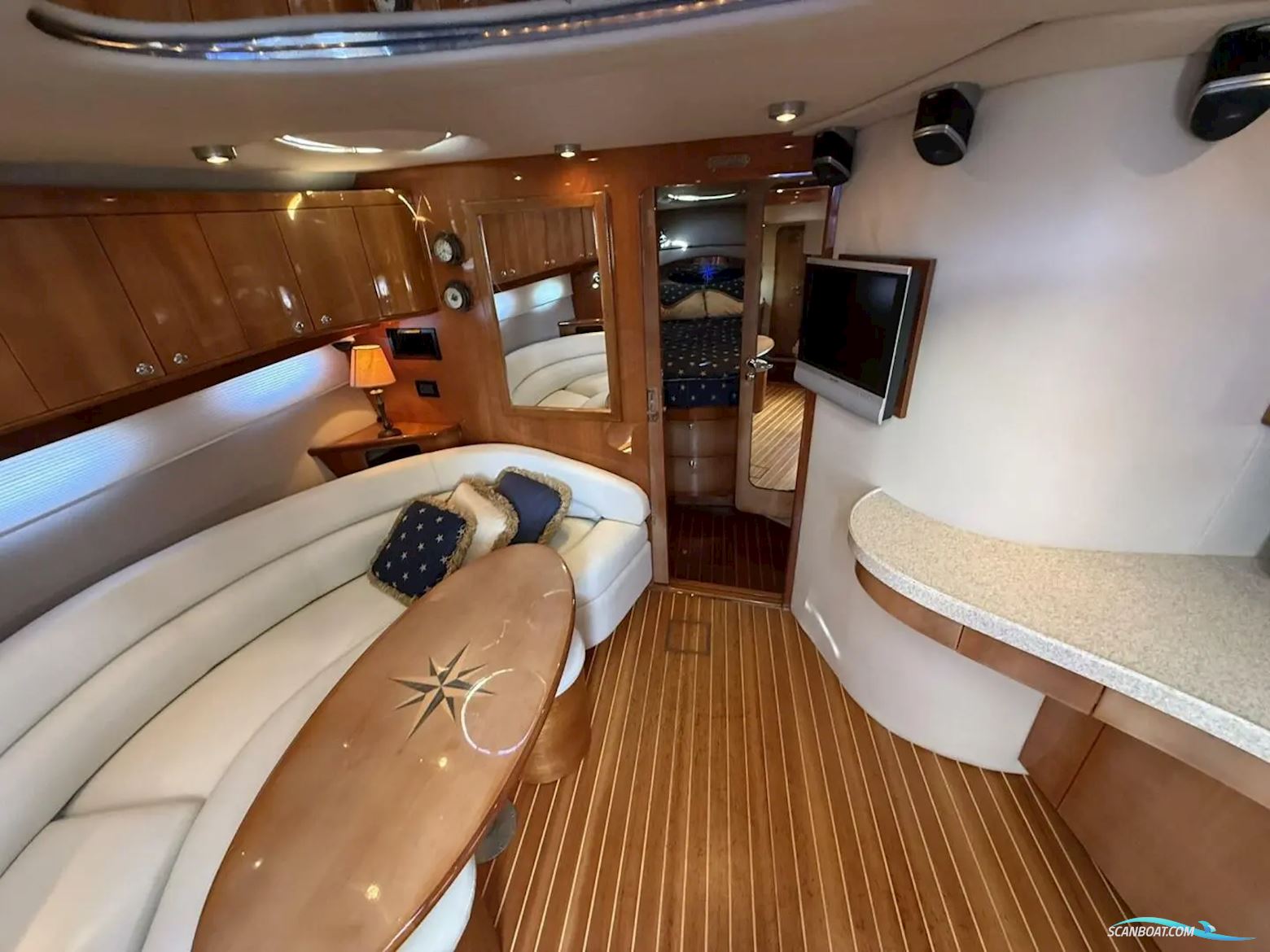 Regal 4460 Commodore