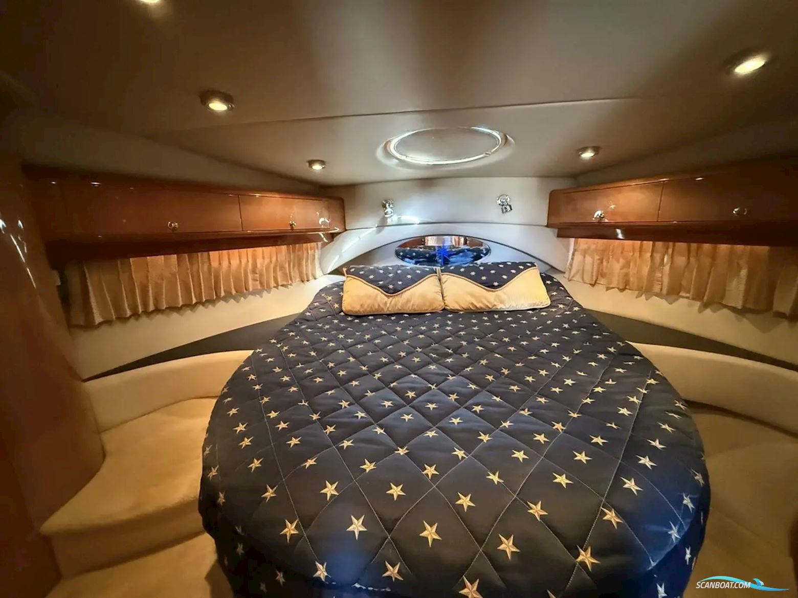 Regal 4460 Commodore