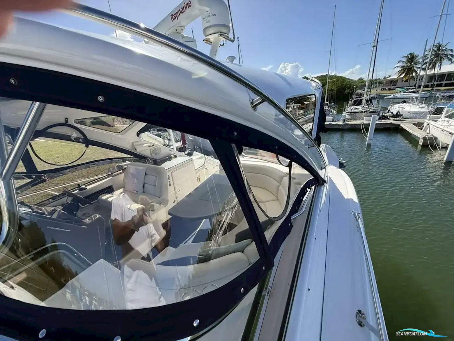 Regal 4460 Commodore