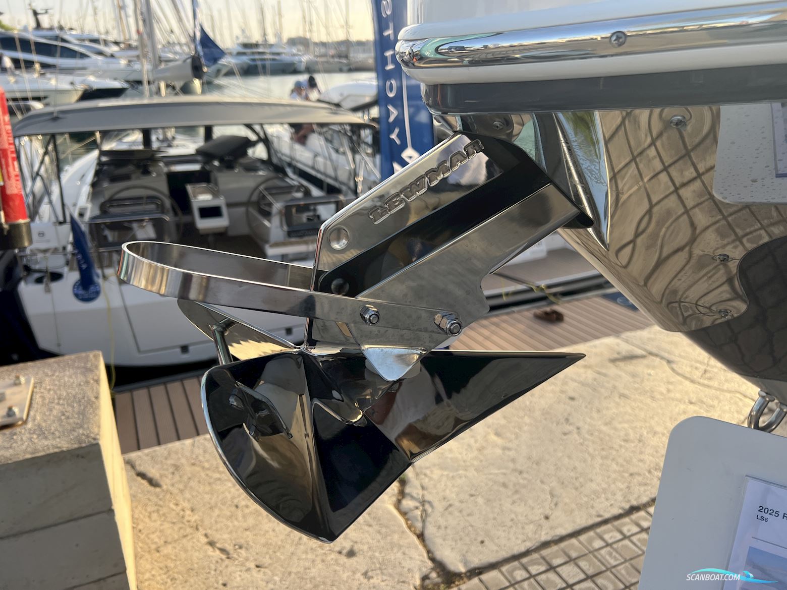 Regal LS6 Bowrider