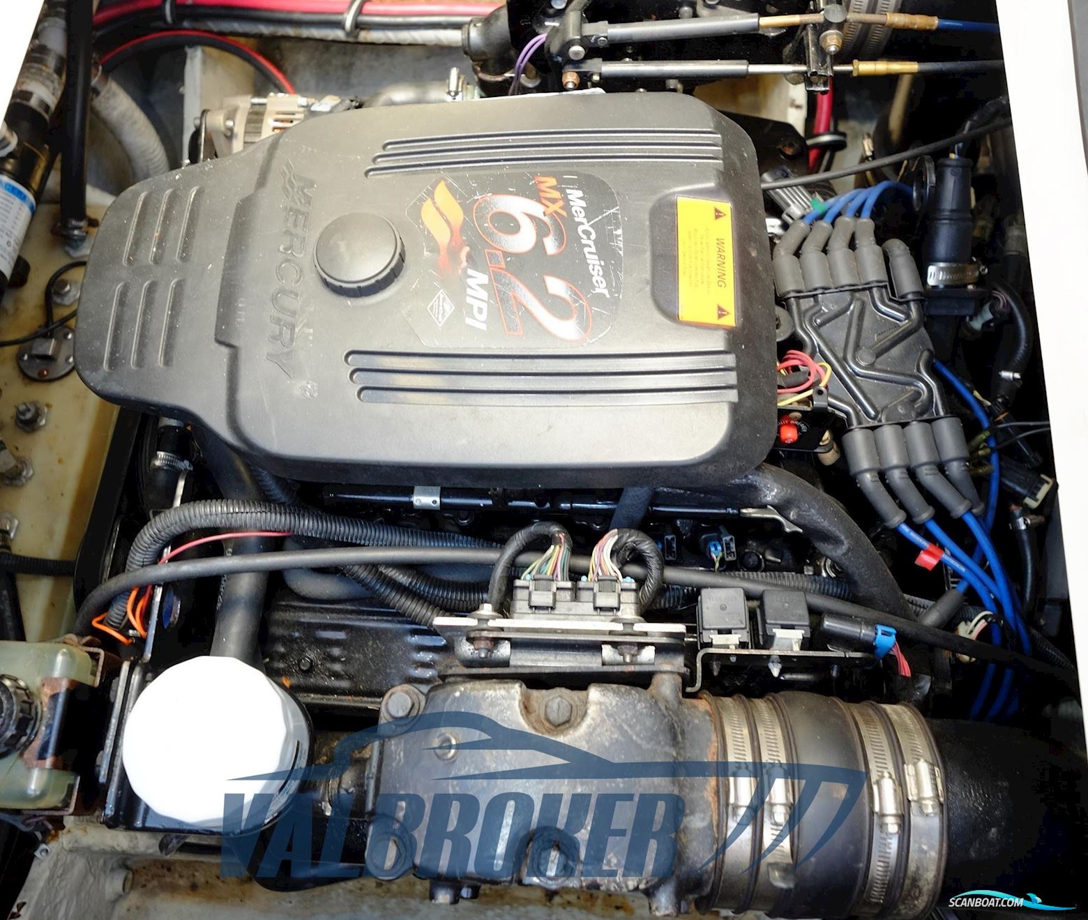 Regal Marine COMMODORE 2665