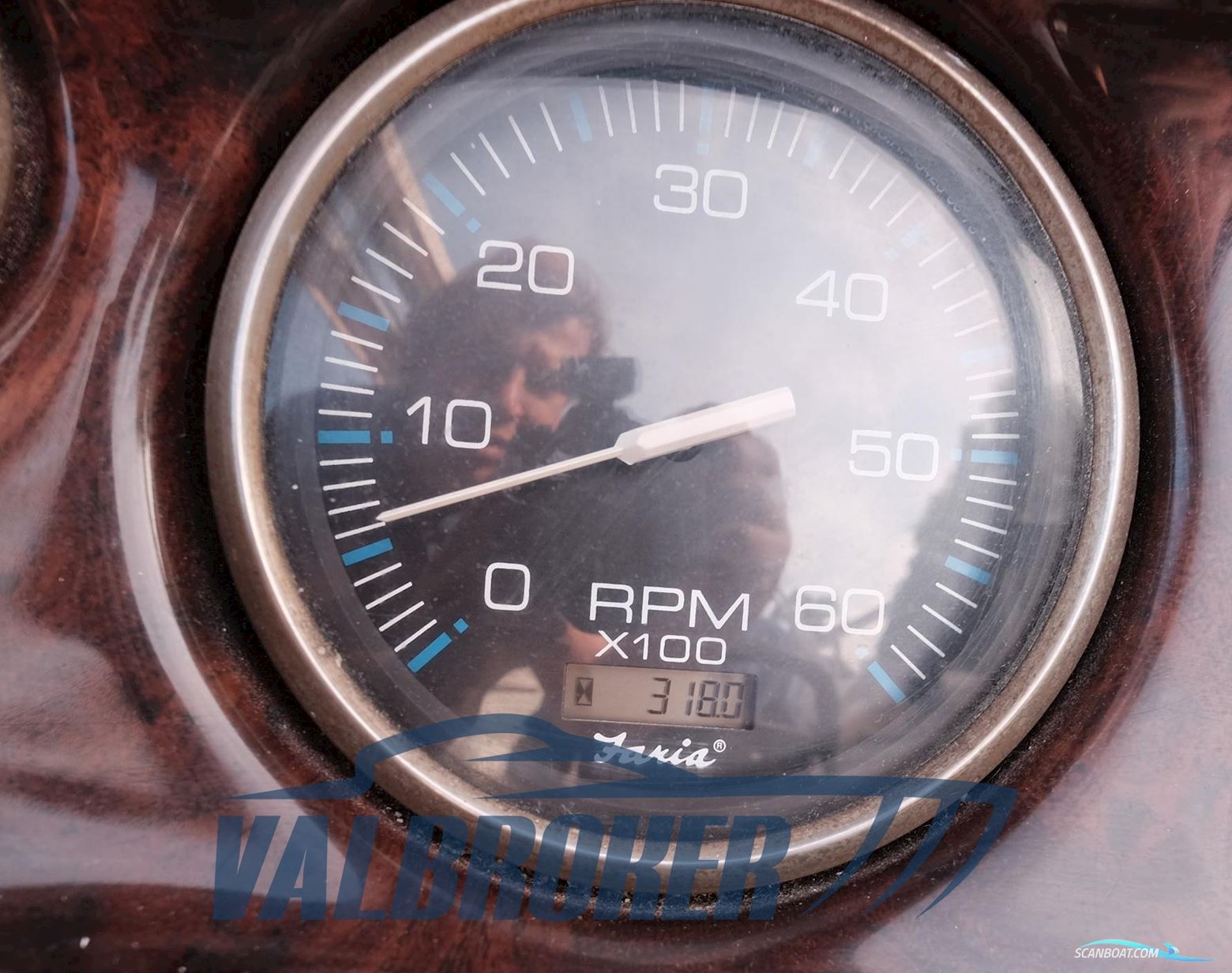 Regal Marine COMMODORE 2665