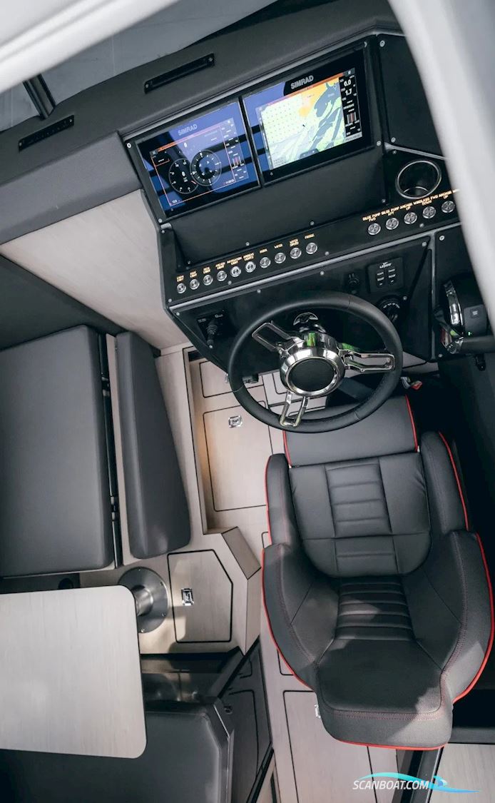 Reval Grade G8 Aluminium Cabin Boat