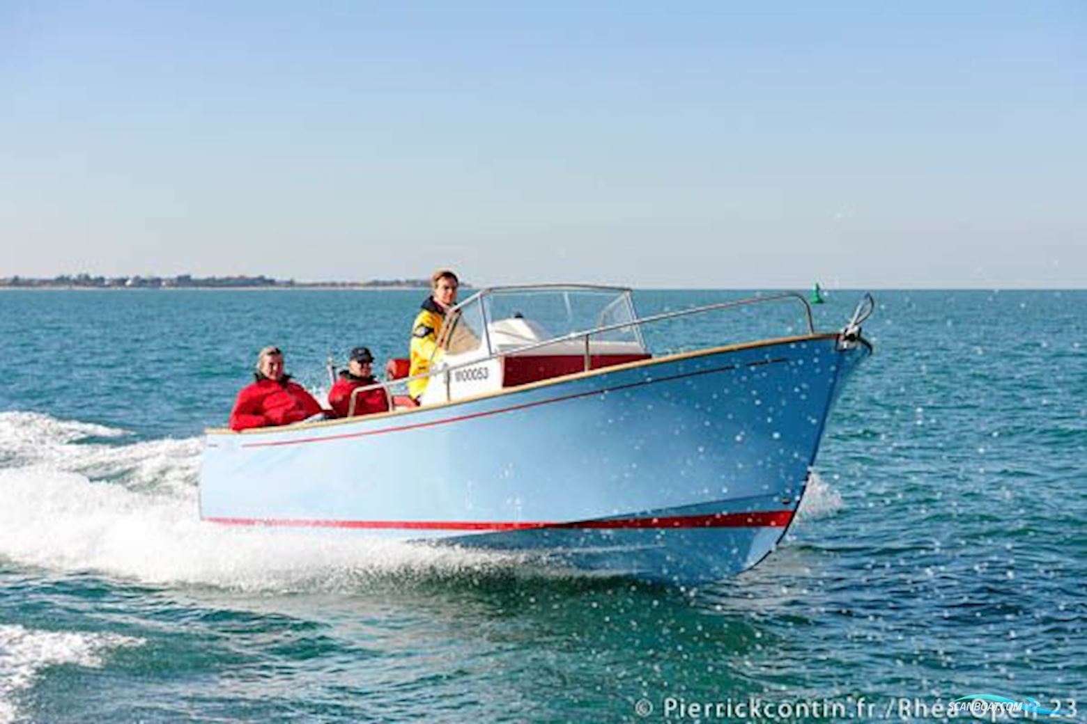Rhéa 23 Open Motorboten 2024, France