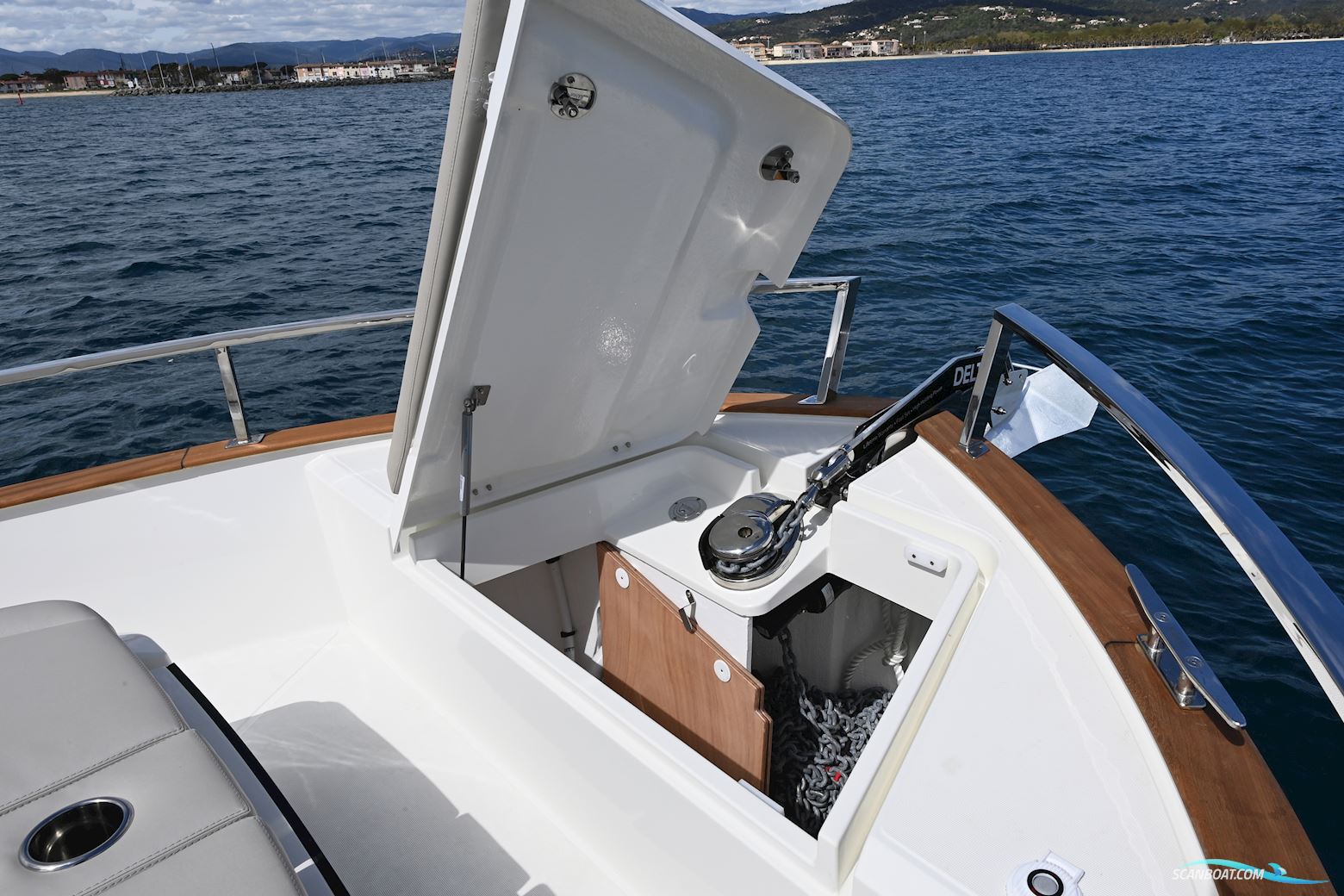 Rhéa 32 Open