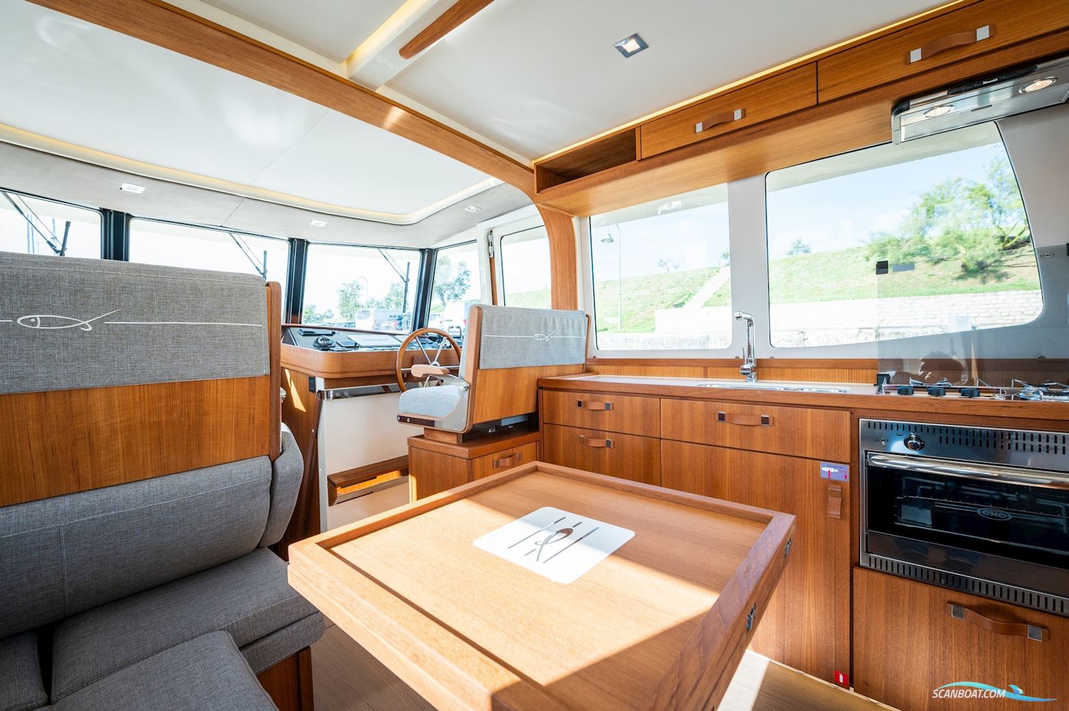 Rhéa 34 Trawler