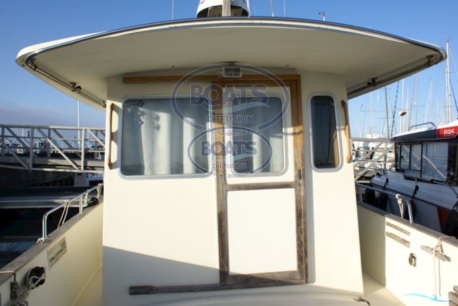 Rhea Marine RHEA 850 TIMONERIE