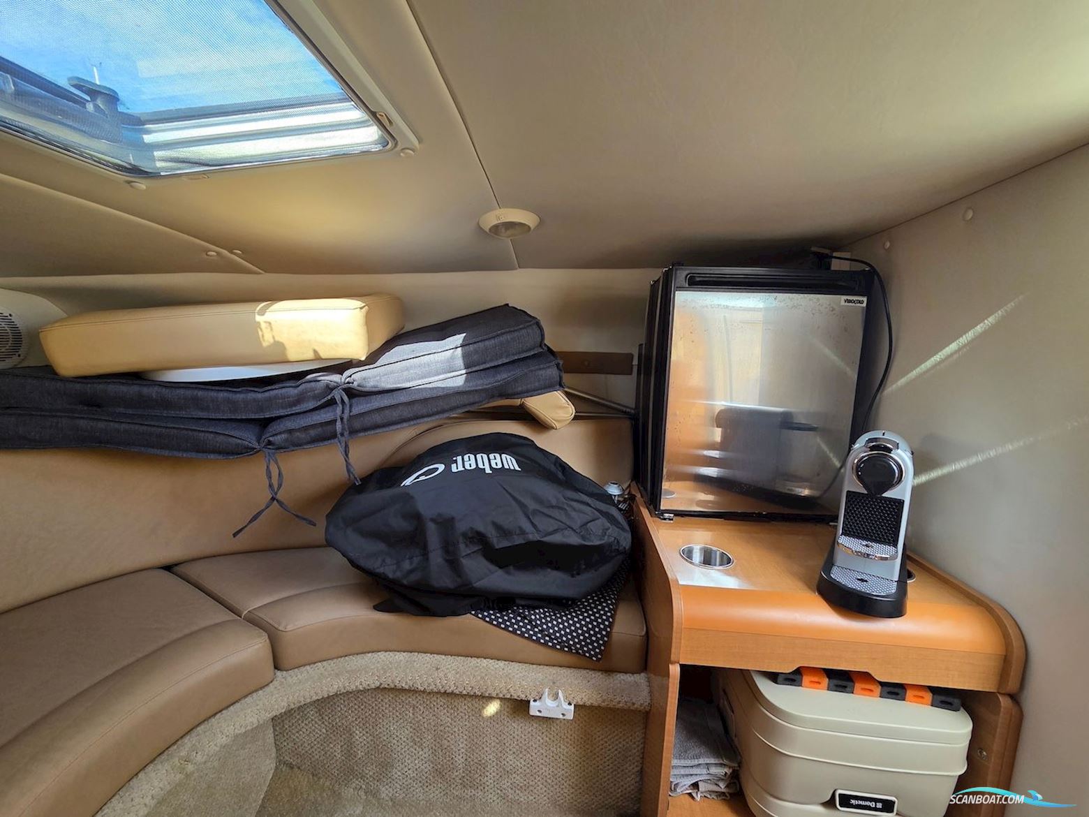 Rinker 230 Atlantic