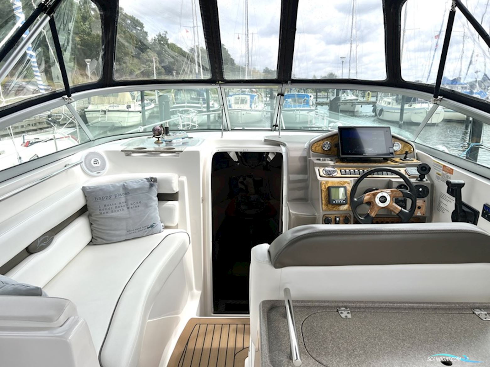 Rinker 280 Express Diesel