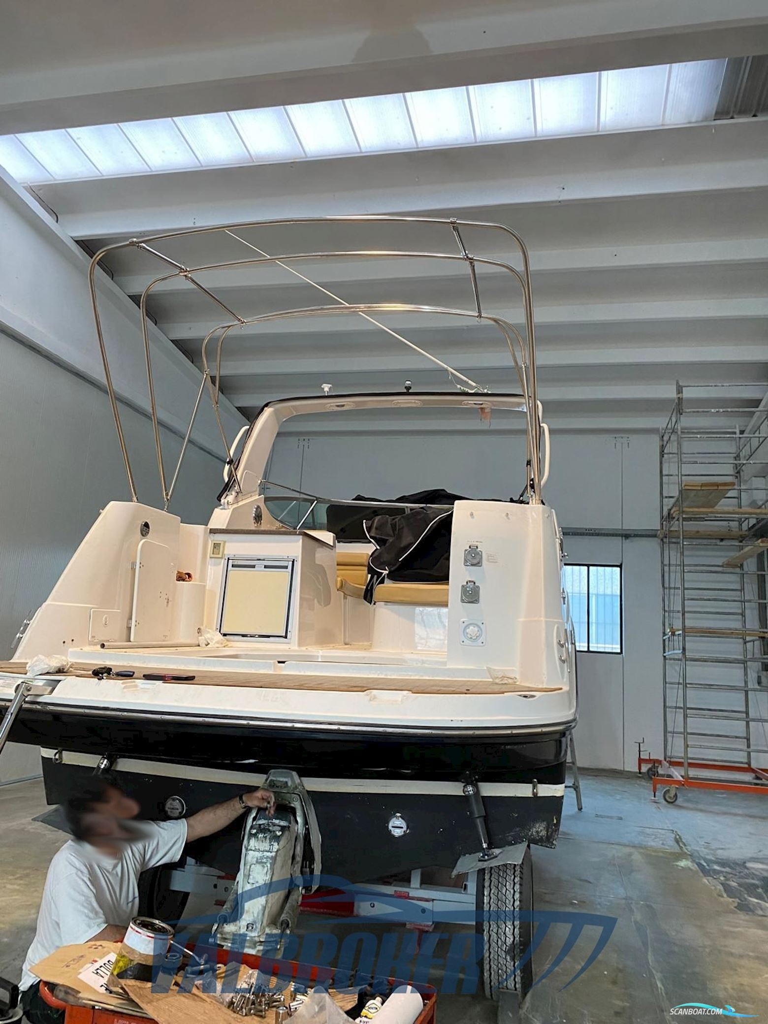 Rinker 280