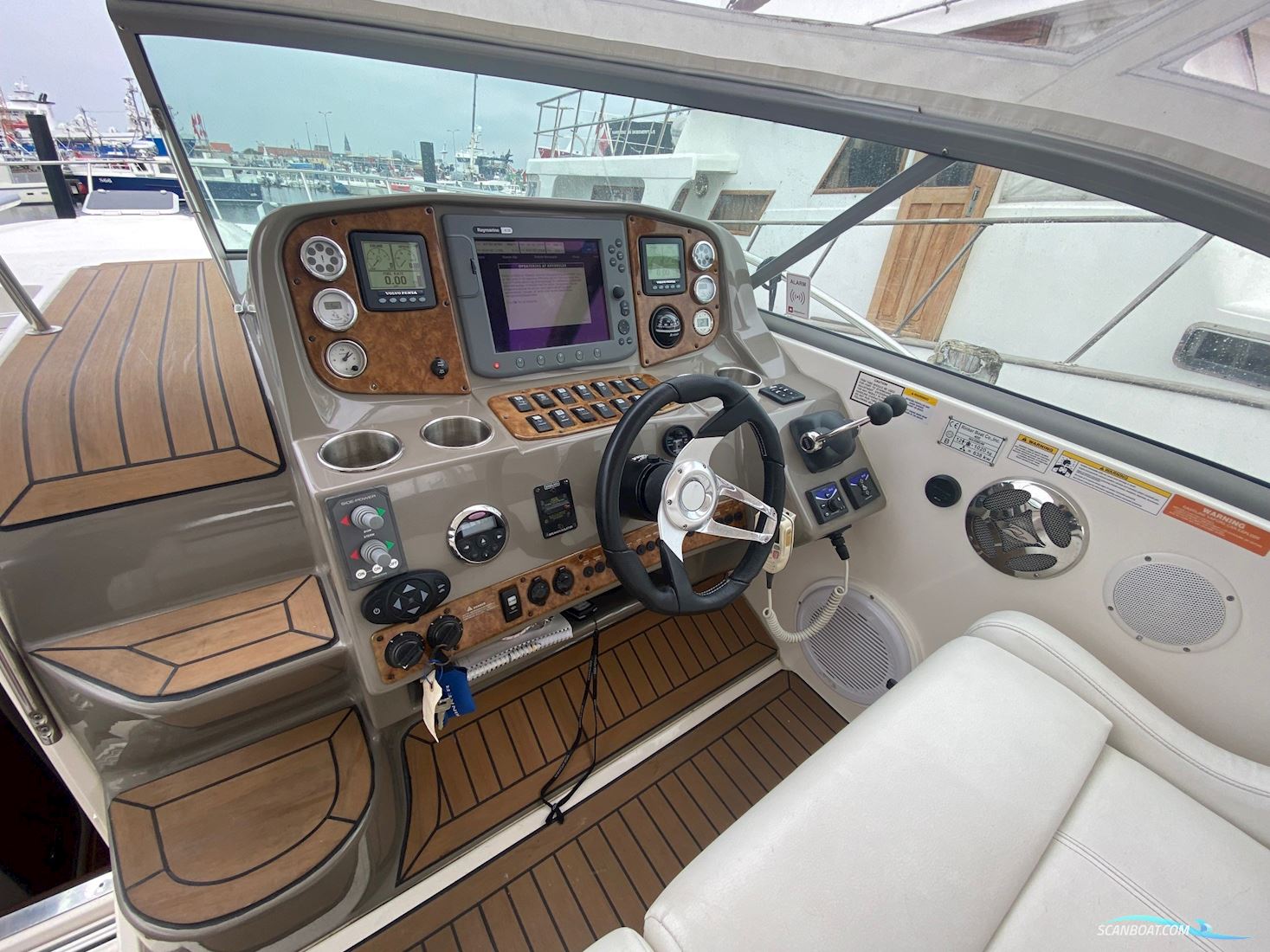 Rinker 400 - Solgt