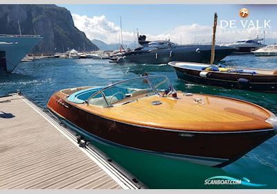 Riva Aquarama Motorboten 1969, met Riva motor, Italië