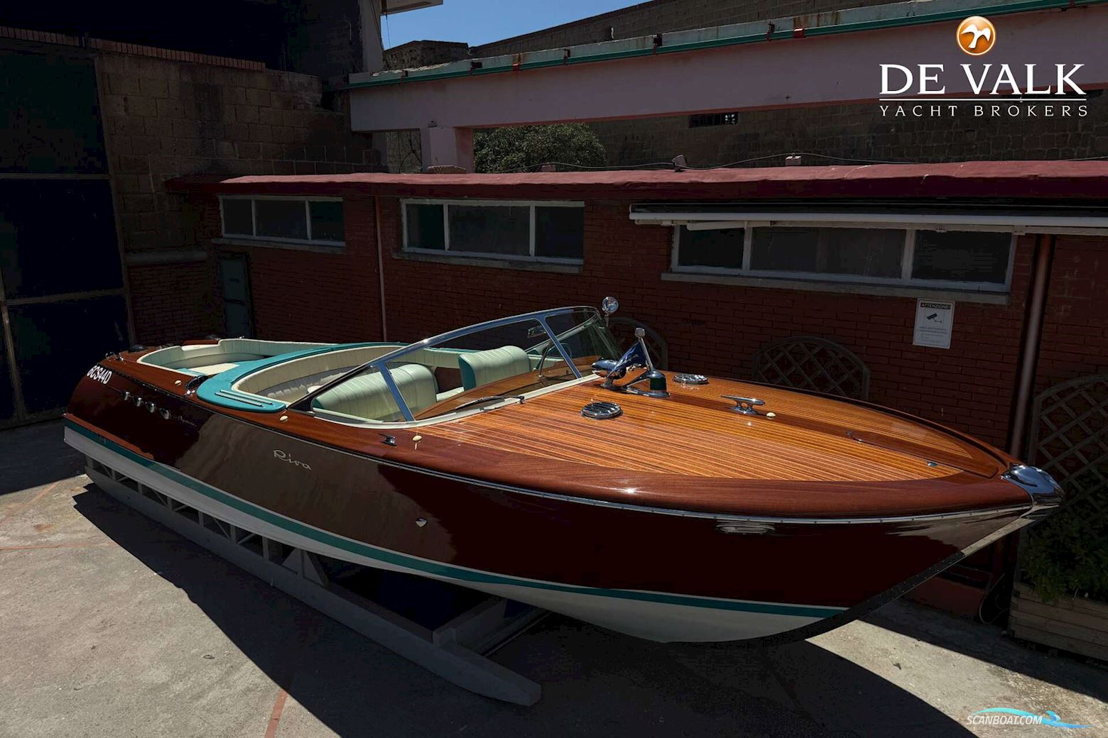 Riva Aquarama Motorboten 1969, met Riva motor, Italië