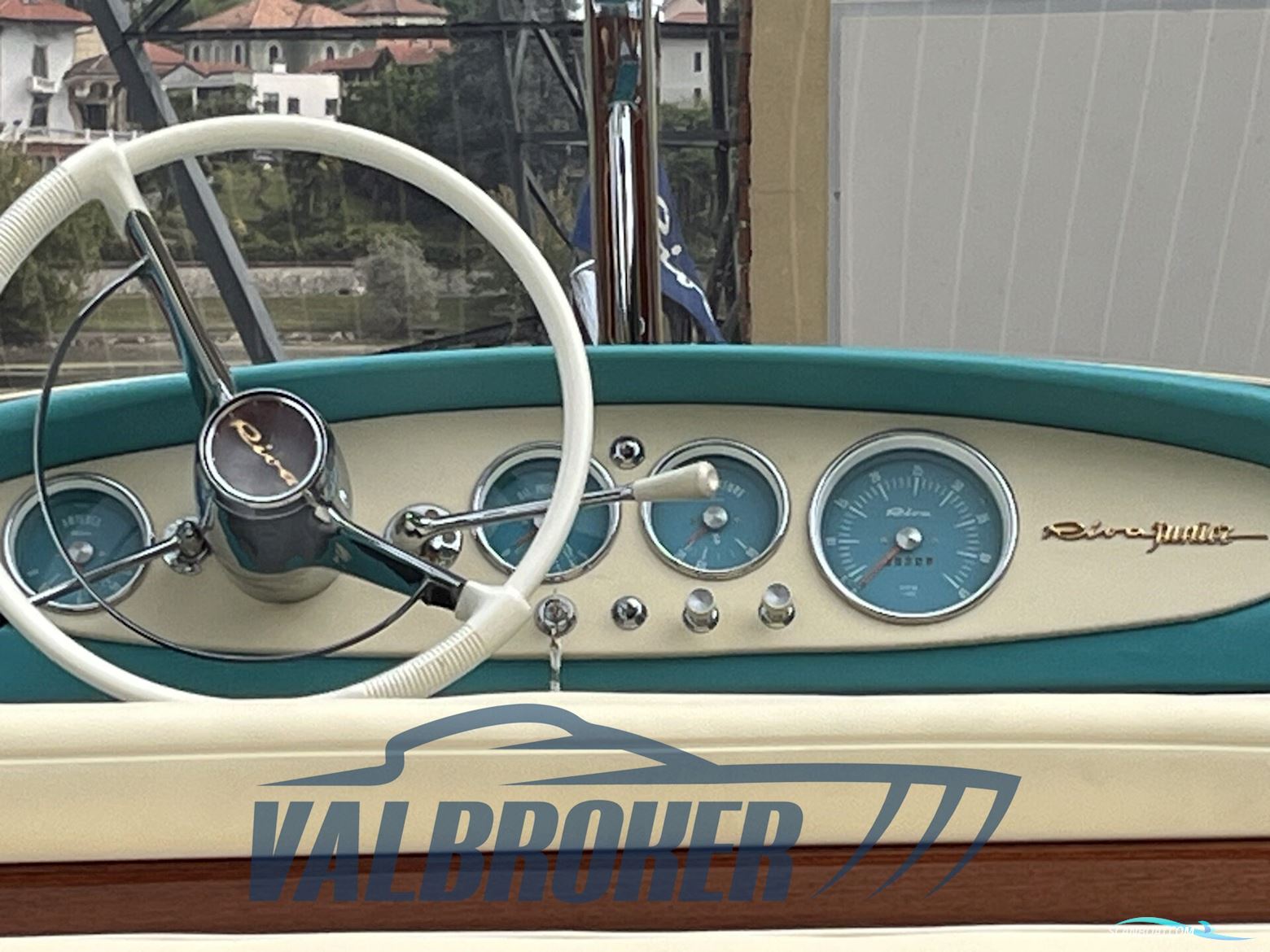 Riva Junior