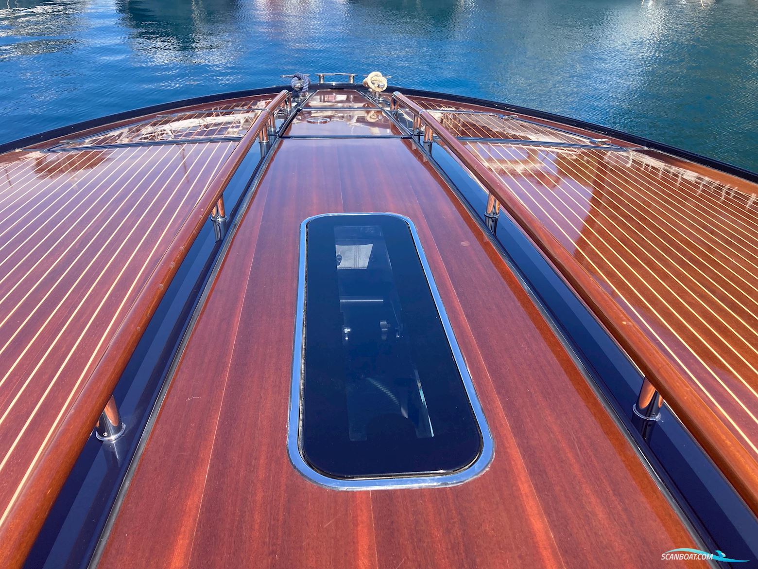 Riva rama 44