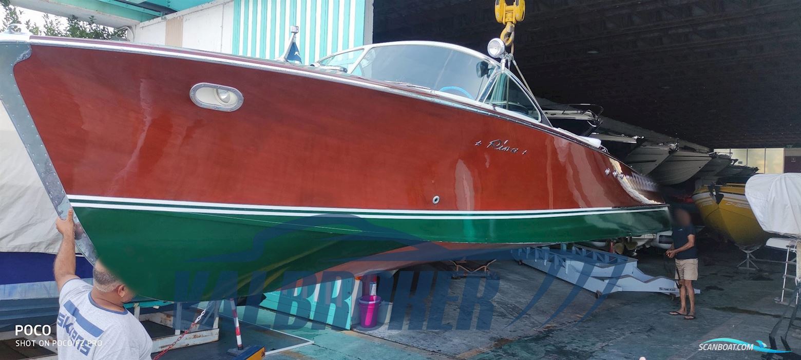 Riva Tritone