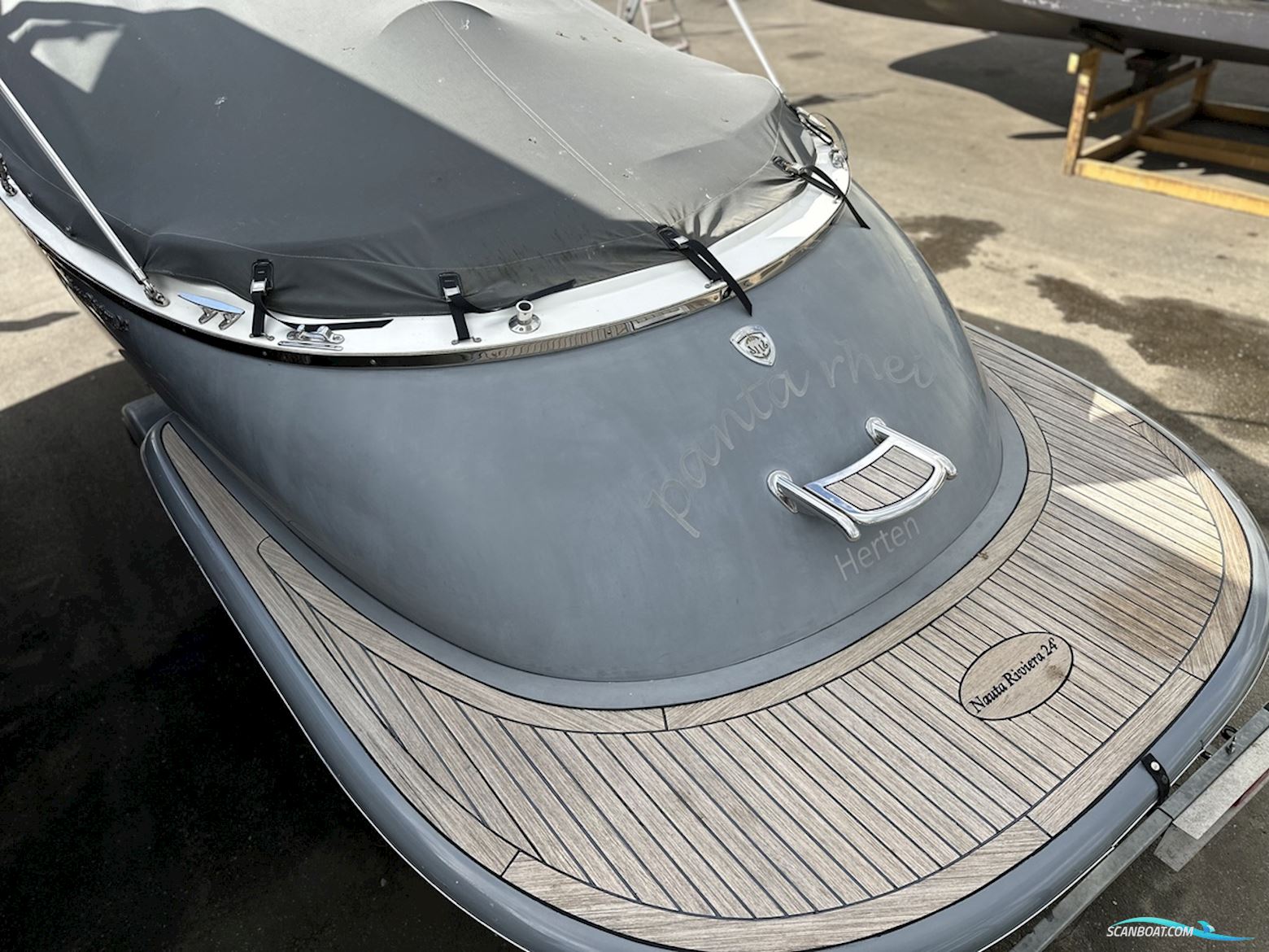 Riviera 24