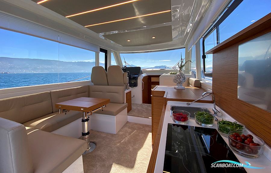 Rodman 1290 Evolution Flybridge