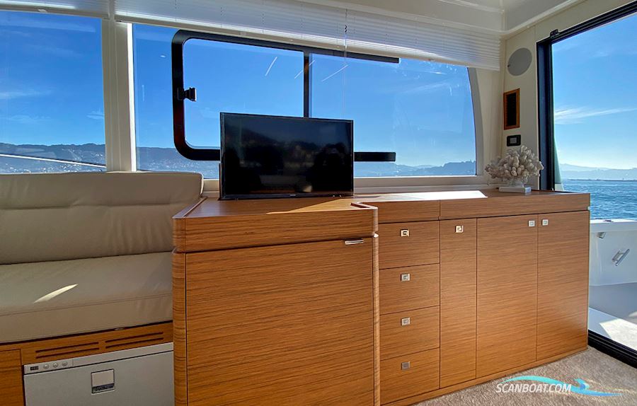 Rodman 1290 Evolution Flybridge