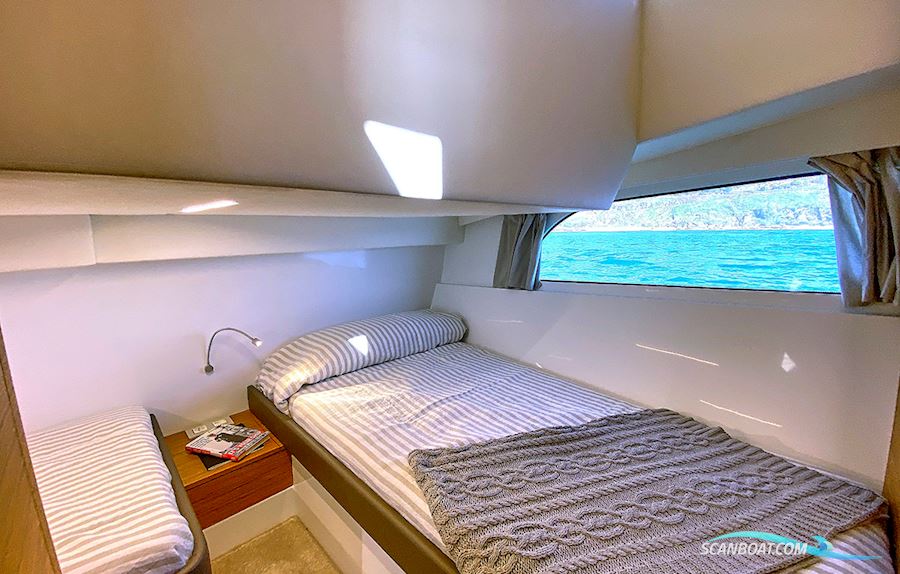 Rodman 1290 Evolution Flybridge