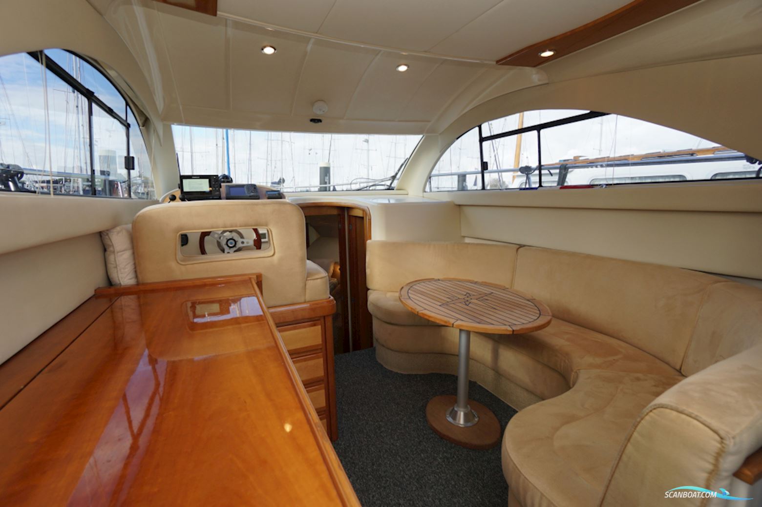 Rodman 30 Cruiser Flybridge