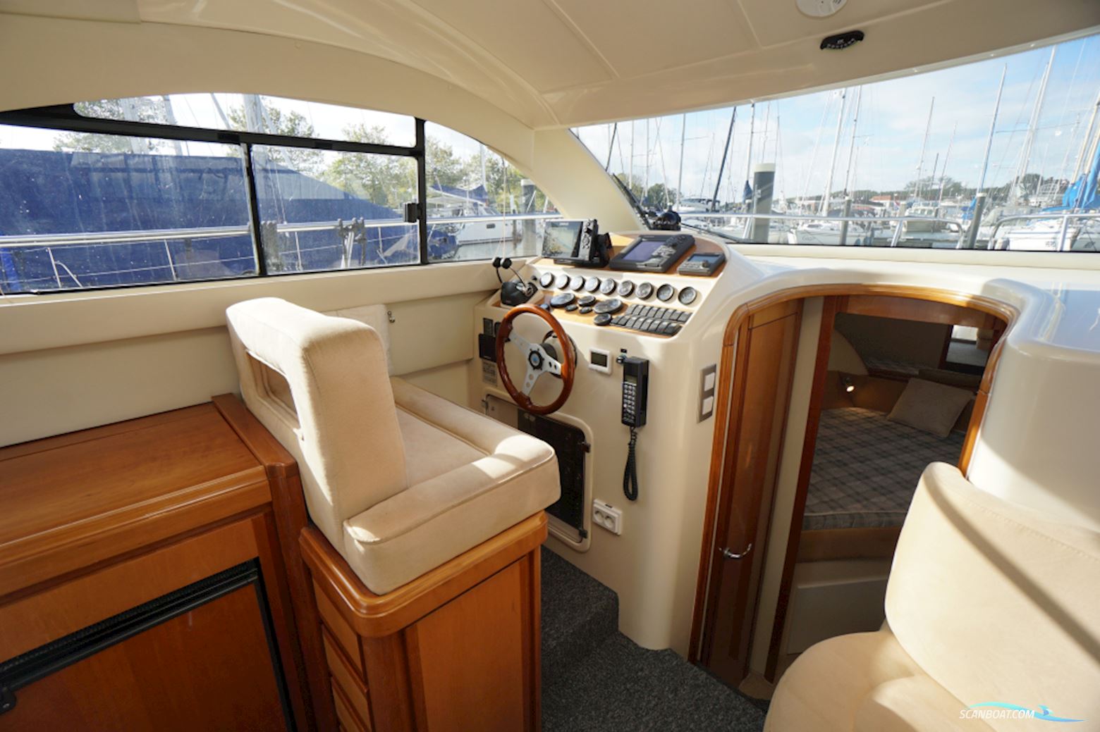 Rodman 30 Cruiser Flybridge