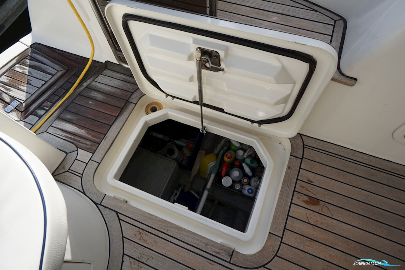 Rodman 30 Cruiser Flybridge