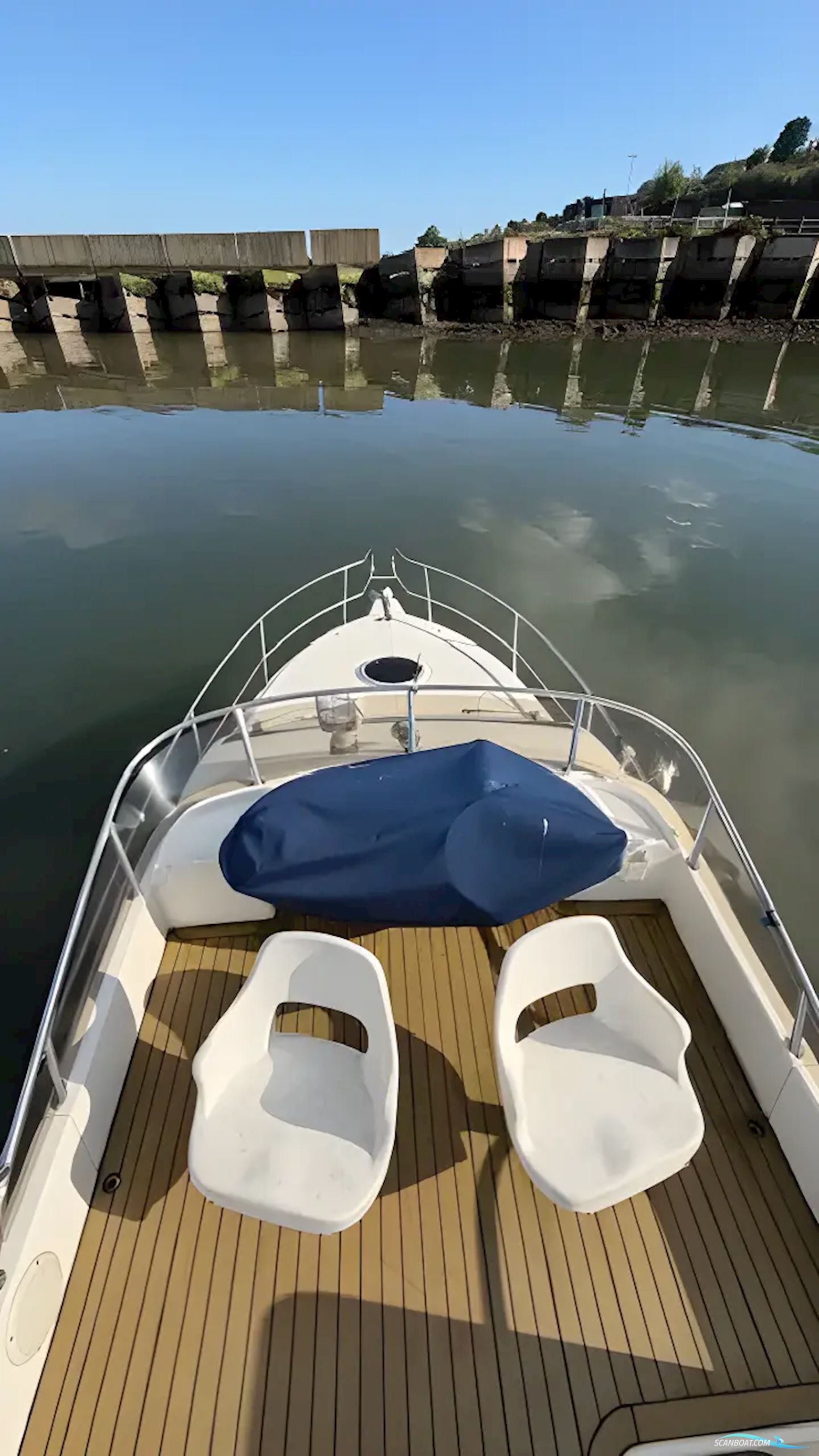 Rodman 30 Cruiser Flybridge