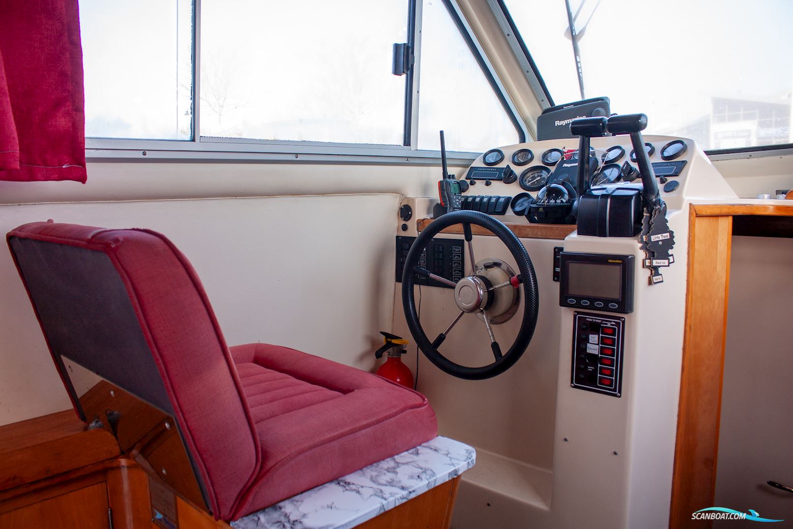 Rodman 800 Flybridge