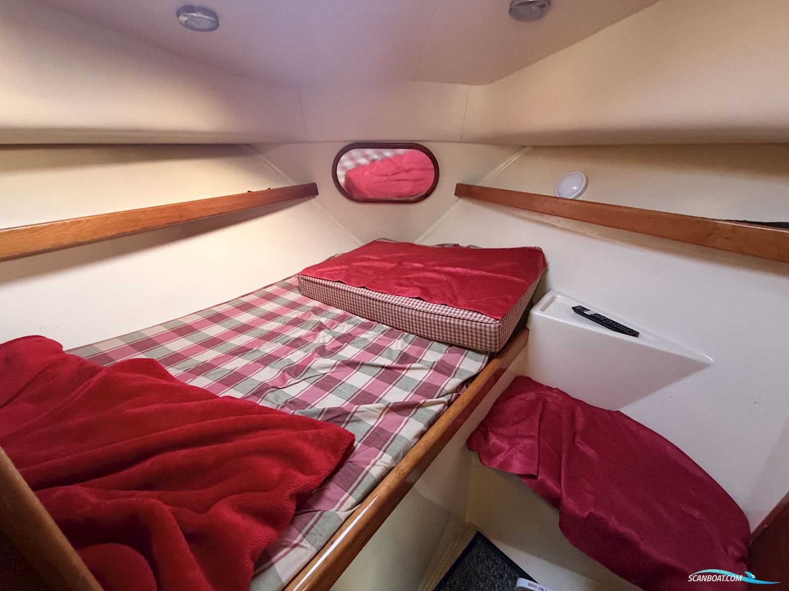 Rodman 800 Flybridge