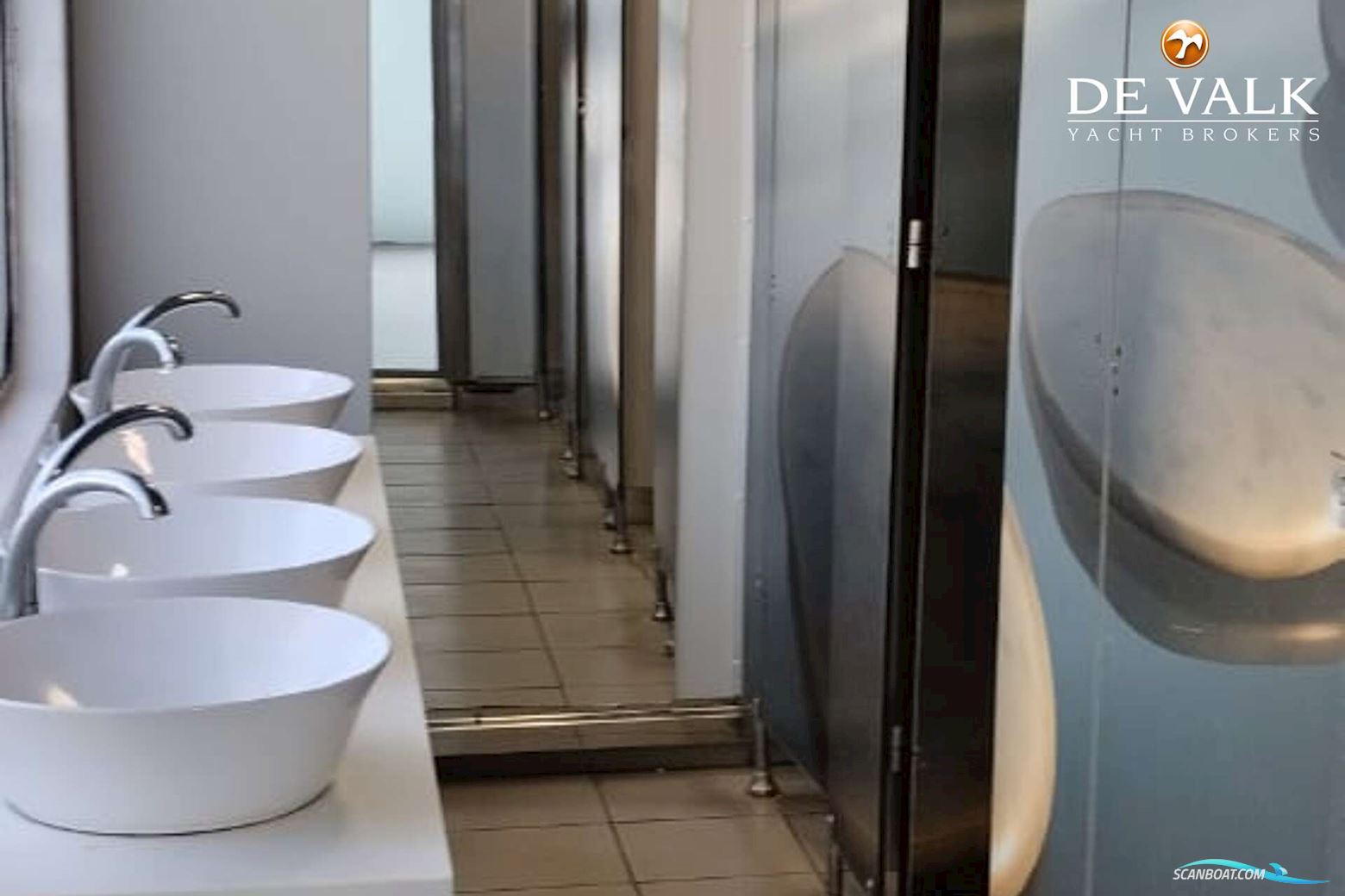 RO/PAX DOUBLE ENDED FERRY 107 M