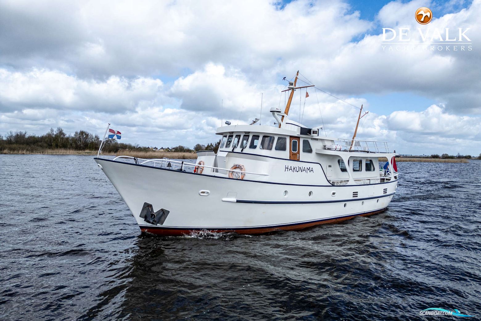 Round Bilged Motor Kotter