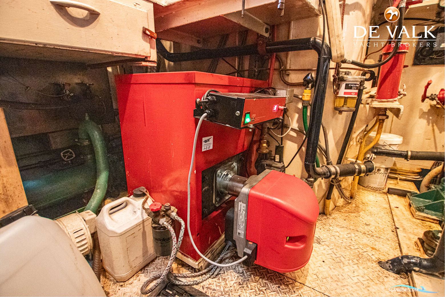 Round Bilged Motor Kotter