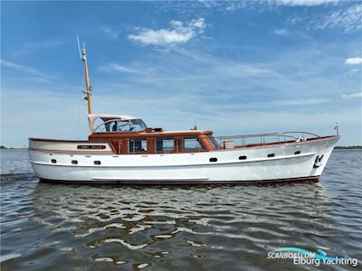 Roundbilge Lunstroo - 56  Motorboten 1974, The Netherlands