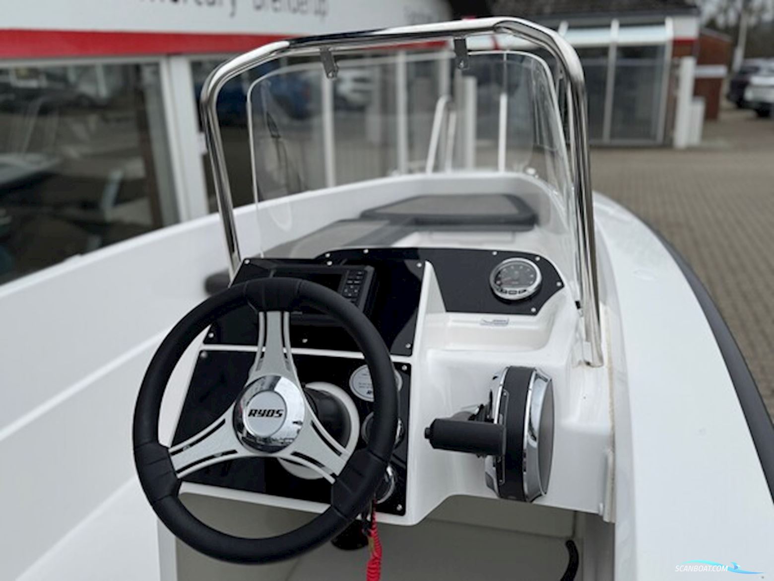 Ryds 484 VI Sport Med F40 Mercury-Efi Elpt og Udstyr