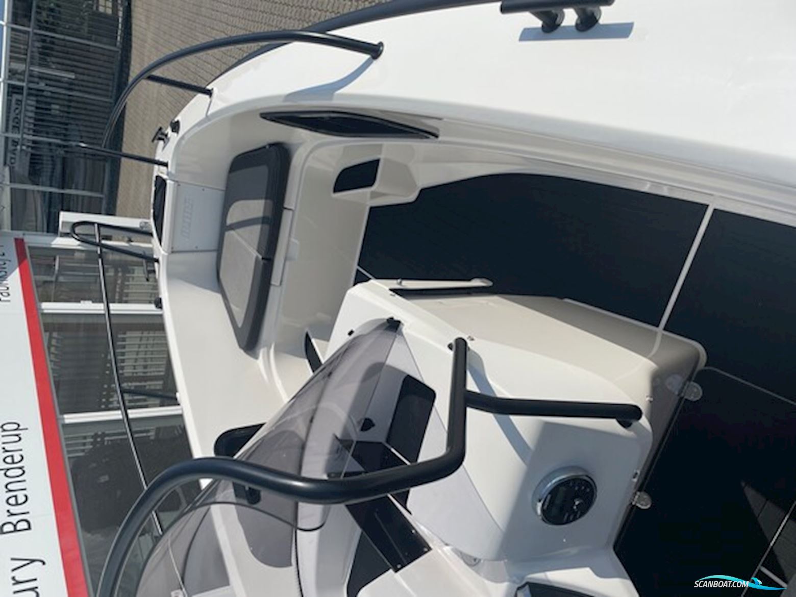 RYDS 630 MID-C med Mercury F115 CT ELPT EFI