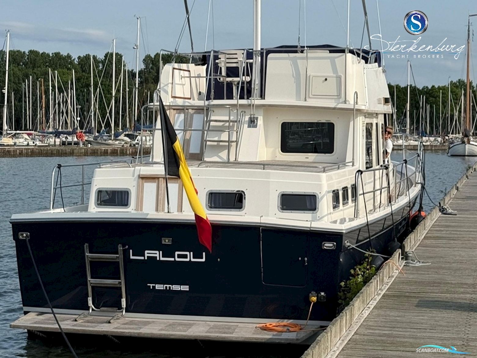 Sabre Yachts Sabreline 47