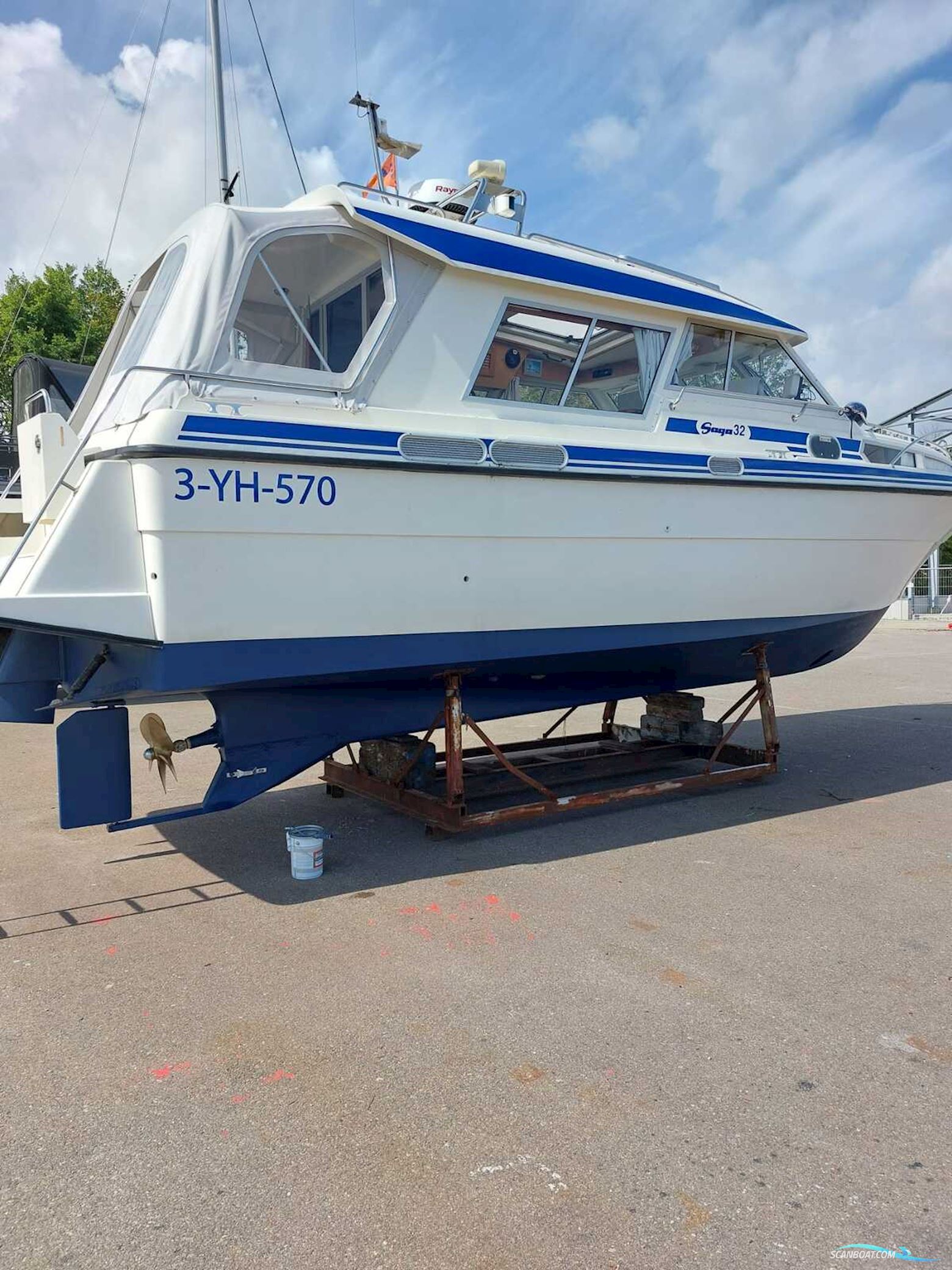 Saga 32