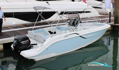 Salpa Sun Six Jet Set Motorboten 2021, met Mercury motor, United Kingdom