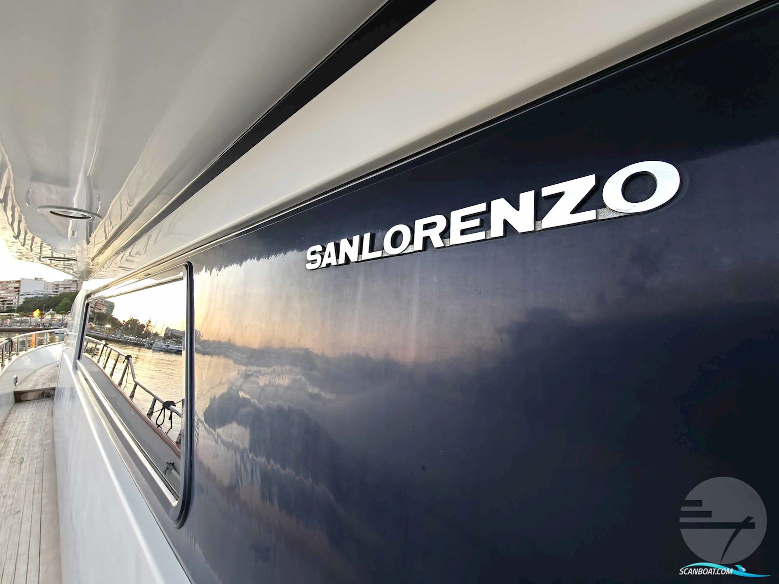 Sanlorenzo SL82 Motorboten 1999, met Caterpillar motor, Spain