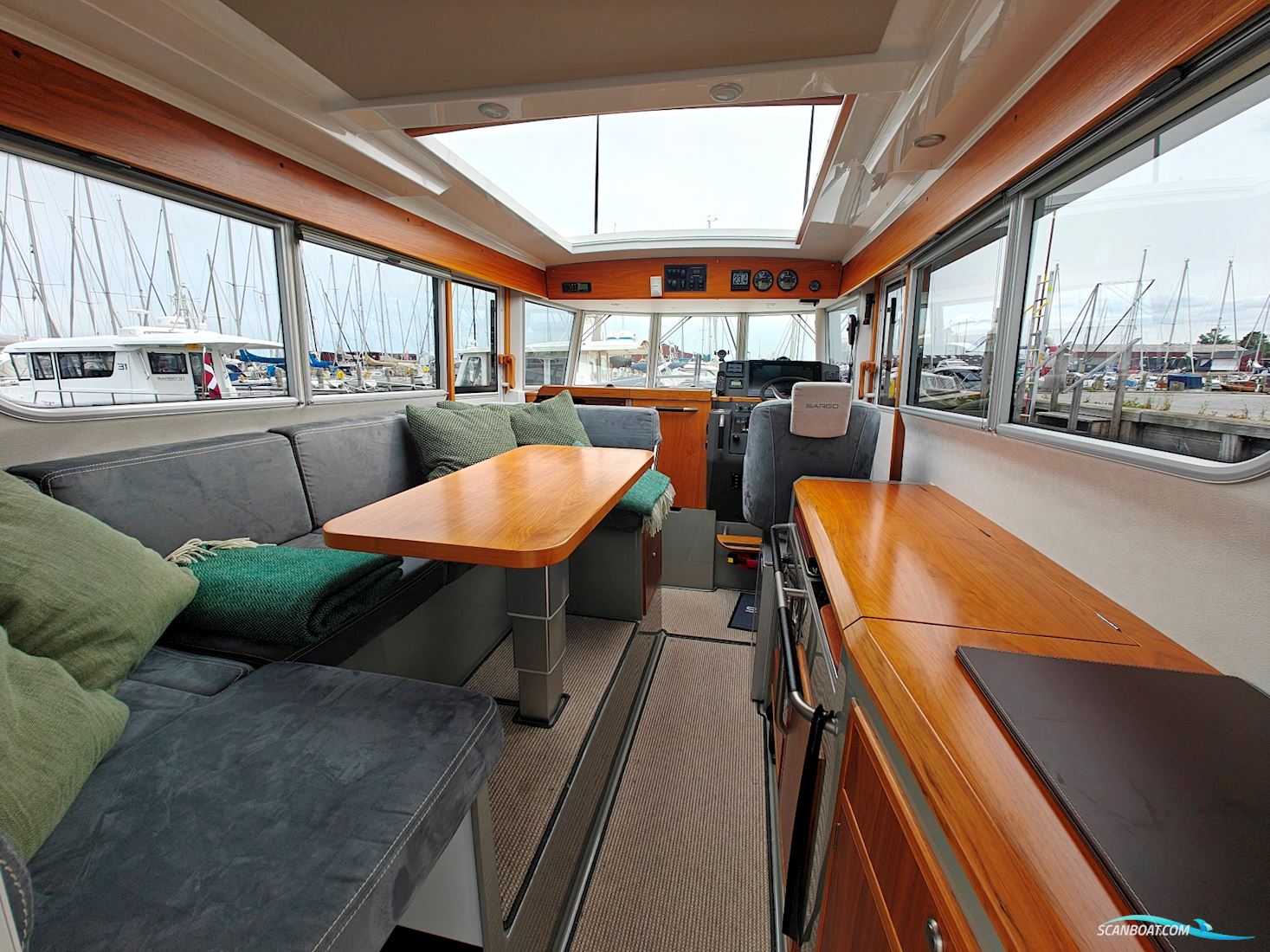 Sargo 33 Explorer